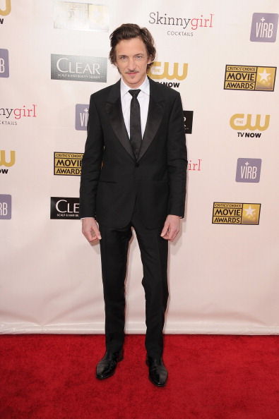 Alexander-McQueen-2013-Critics-Choice-Awards